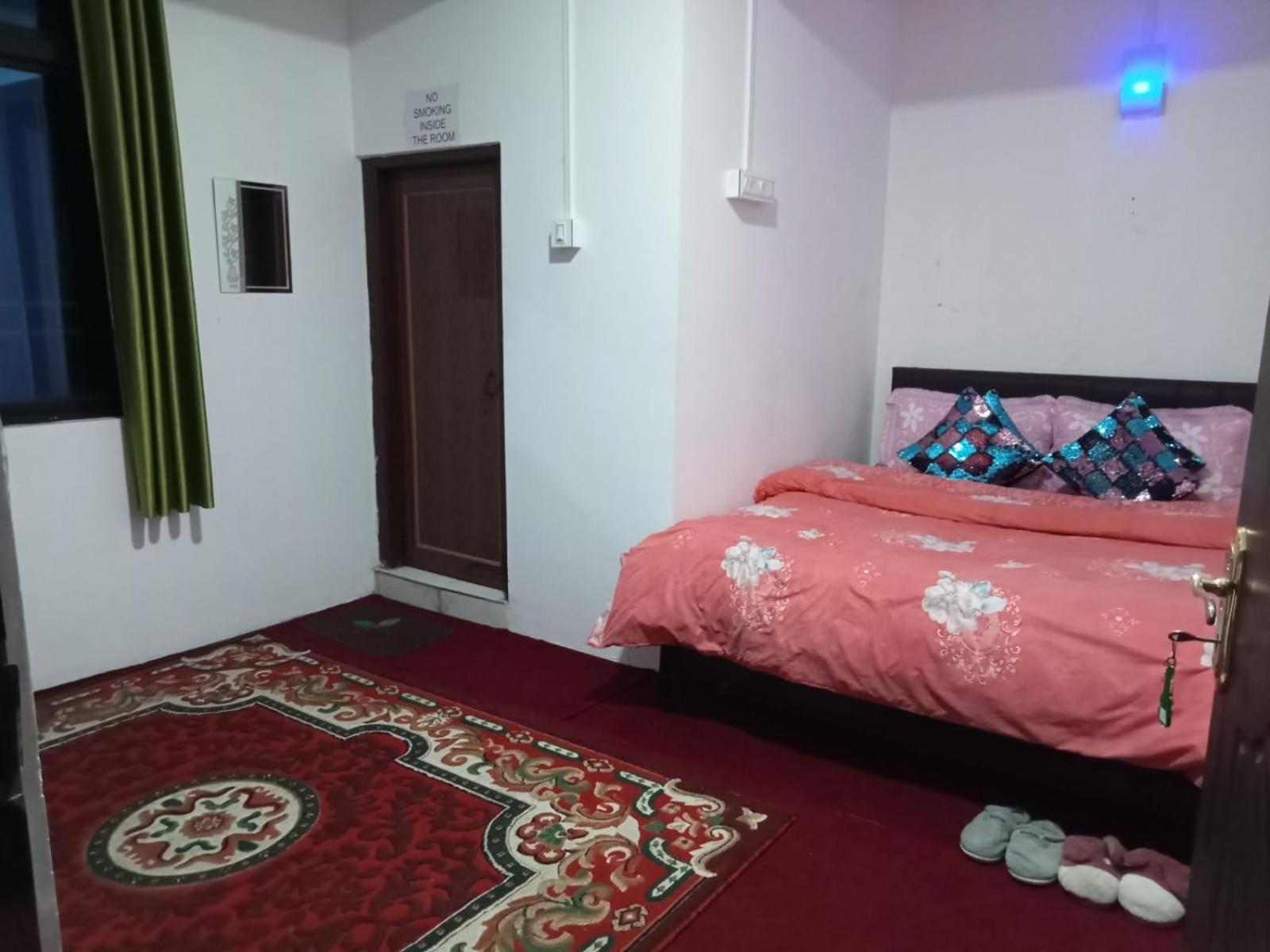 Shalom Inn Home Stay ダージリン エクステリア 写真