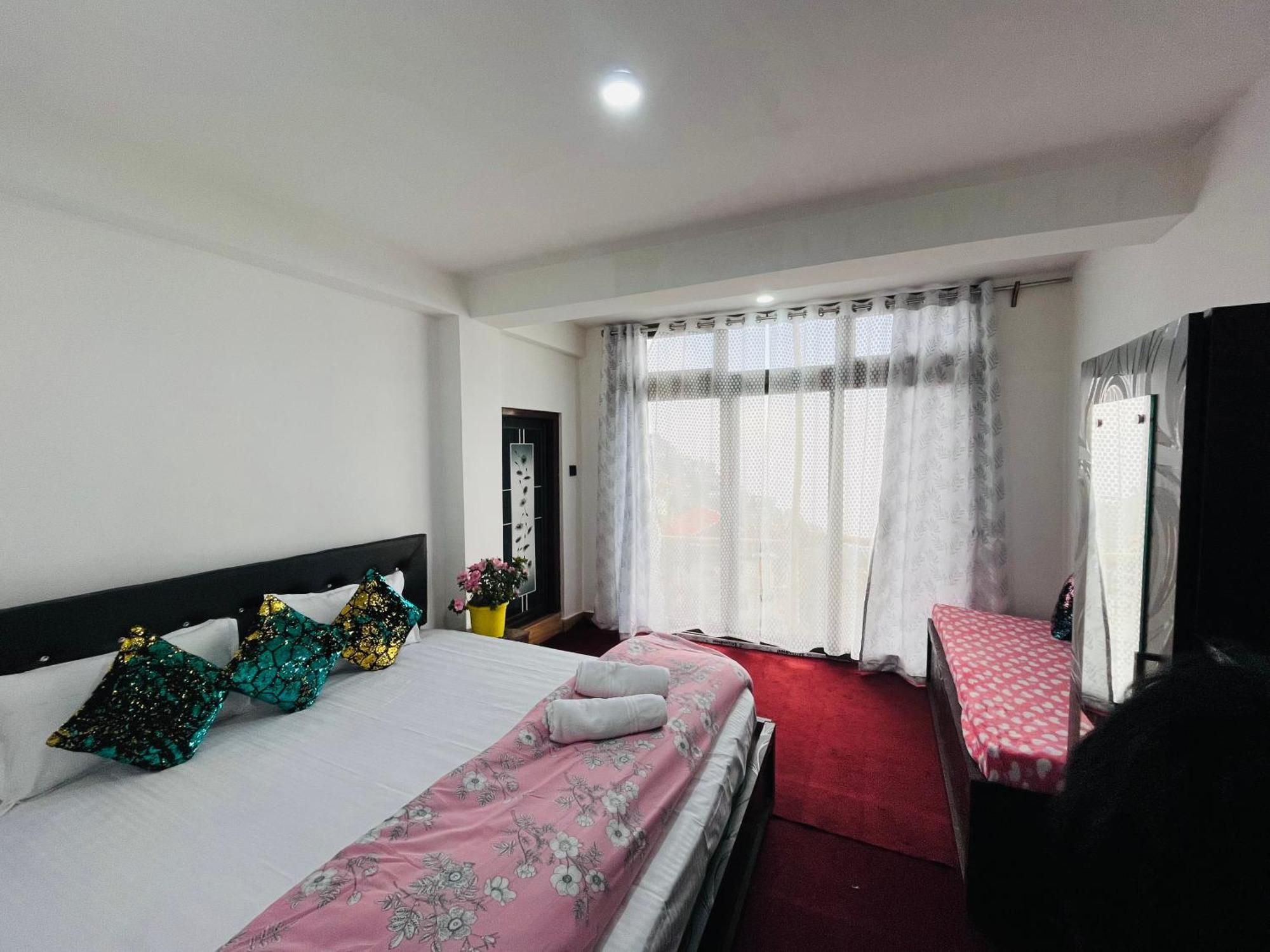 Shalom Inn Home Stay ダージリン エクステリア 写真