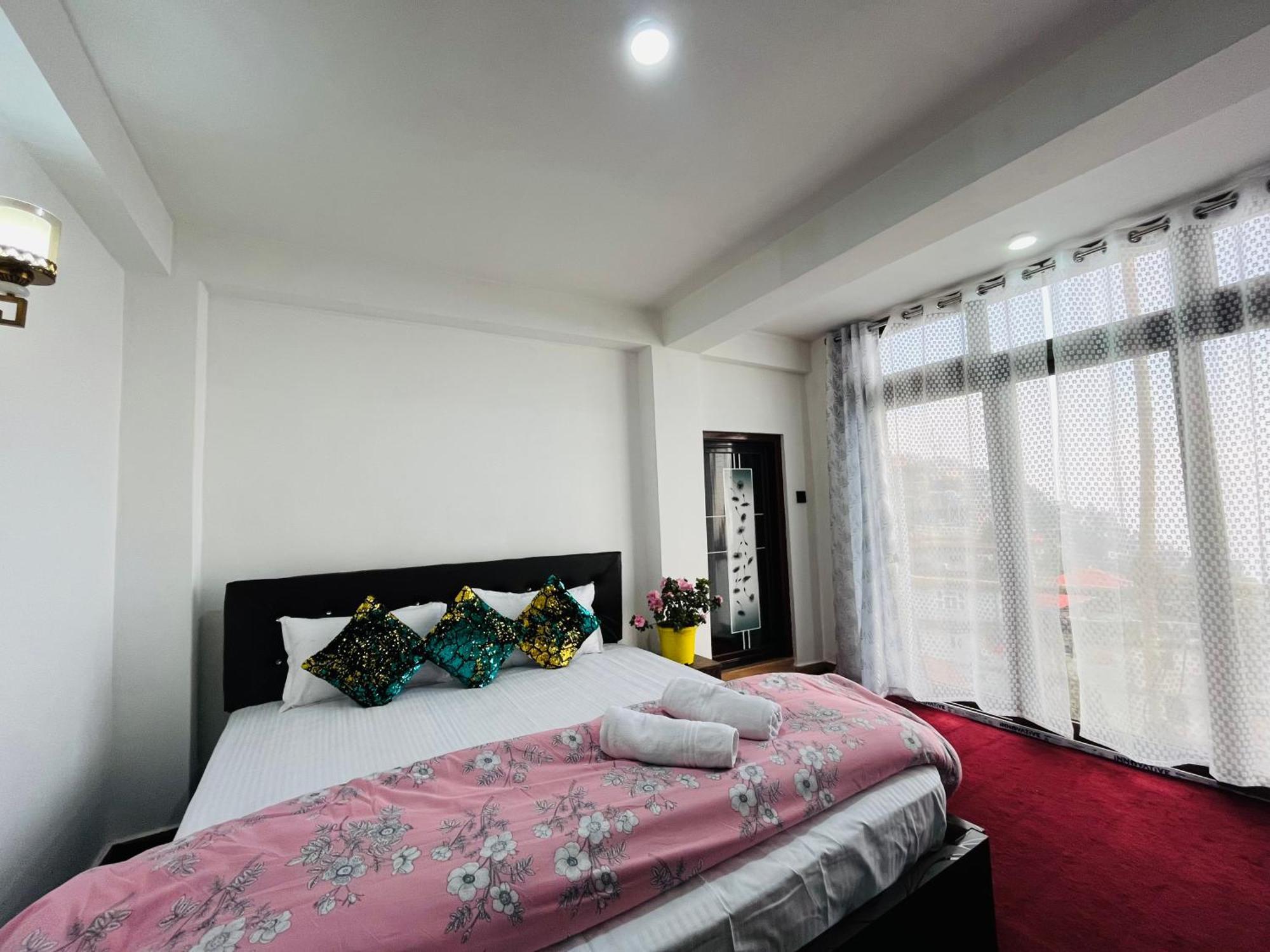 Shalom Inn Home Stay ダージリン エクステリア 写真