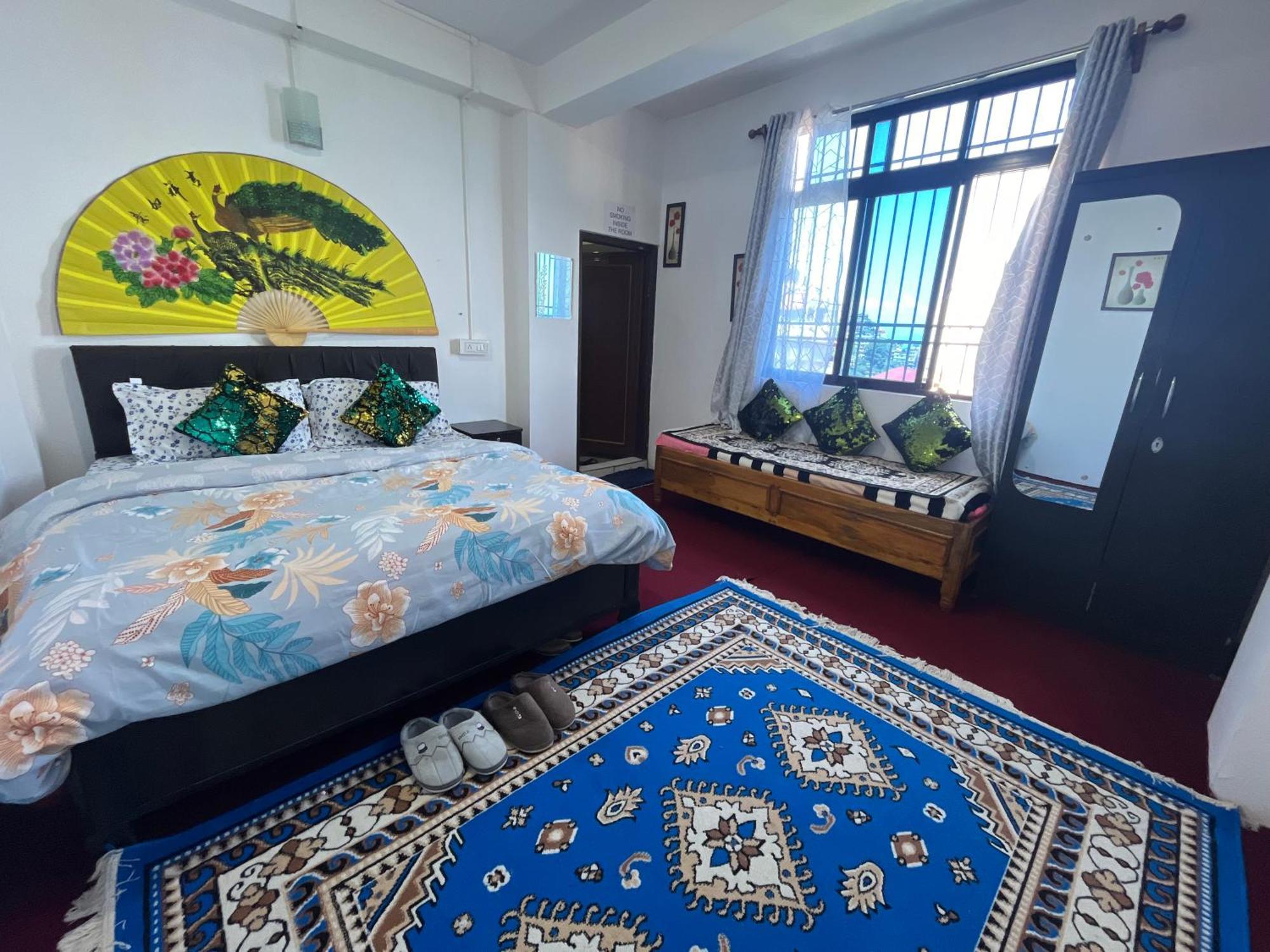 Shalom Inn Home Stay ダージリン エクステリア 写真