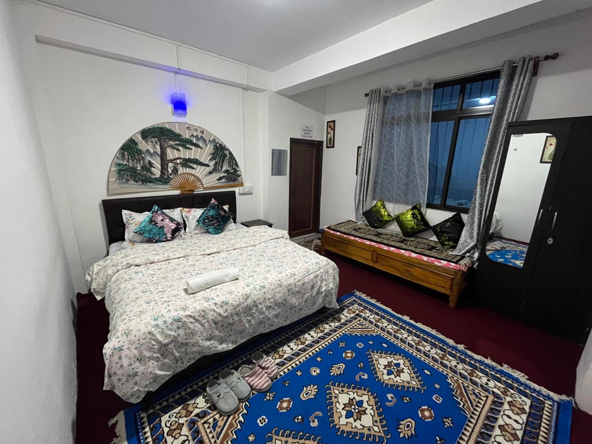 Shalom Inn Home Stay ダージリン エクステリア 写真